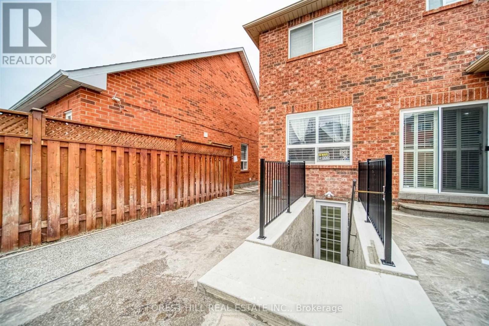 5 Baybrook Road, Brampton, Ontario  L7A 1L4 - Photo 27 - W12484710