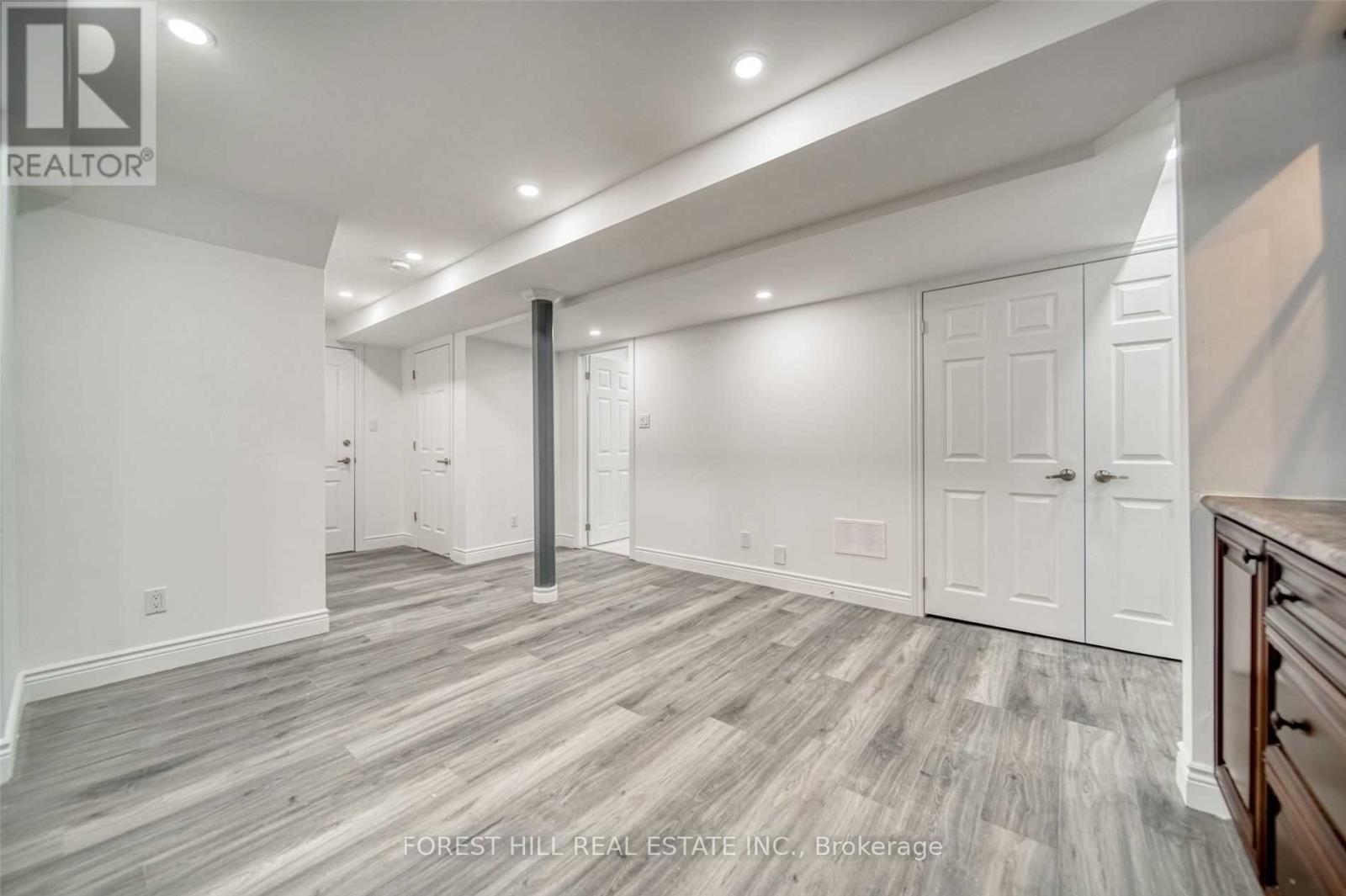 5 Baybrook Road, Brampton, Ontario  L7A 1L4 - Photo 6 - W12484710