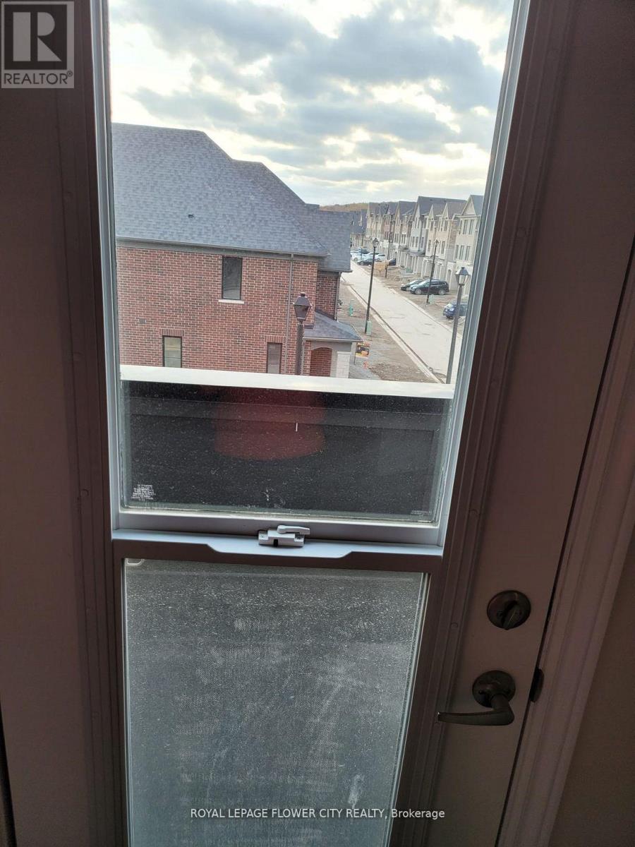 1445 National Common, Burlington, Ontario  L7P 3W5 - Photo 17 - W12484723
