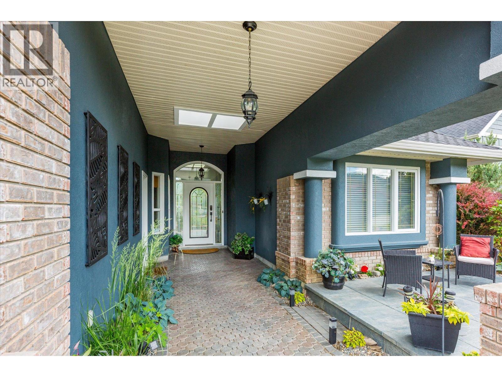 4187 Gallaghers Crescent, Kelowna, British Columbia  V1W 3Z9 - Photo 8 - 10351918