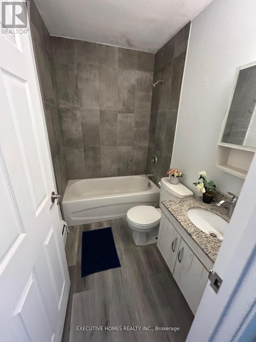 6 - 303 King Street N, Waterloo, Ontario  N2J 1R1 - Photo 5 - X12484718