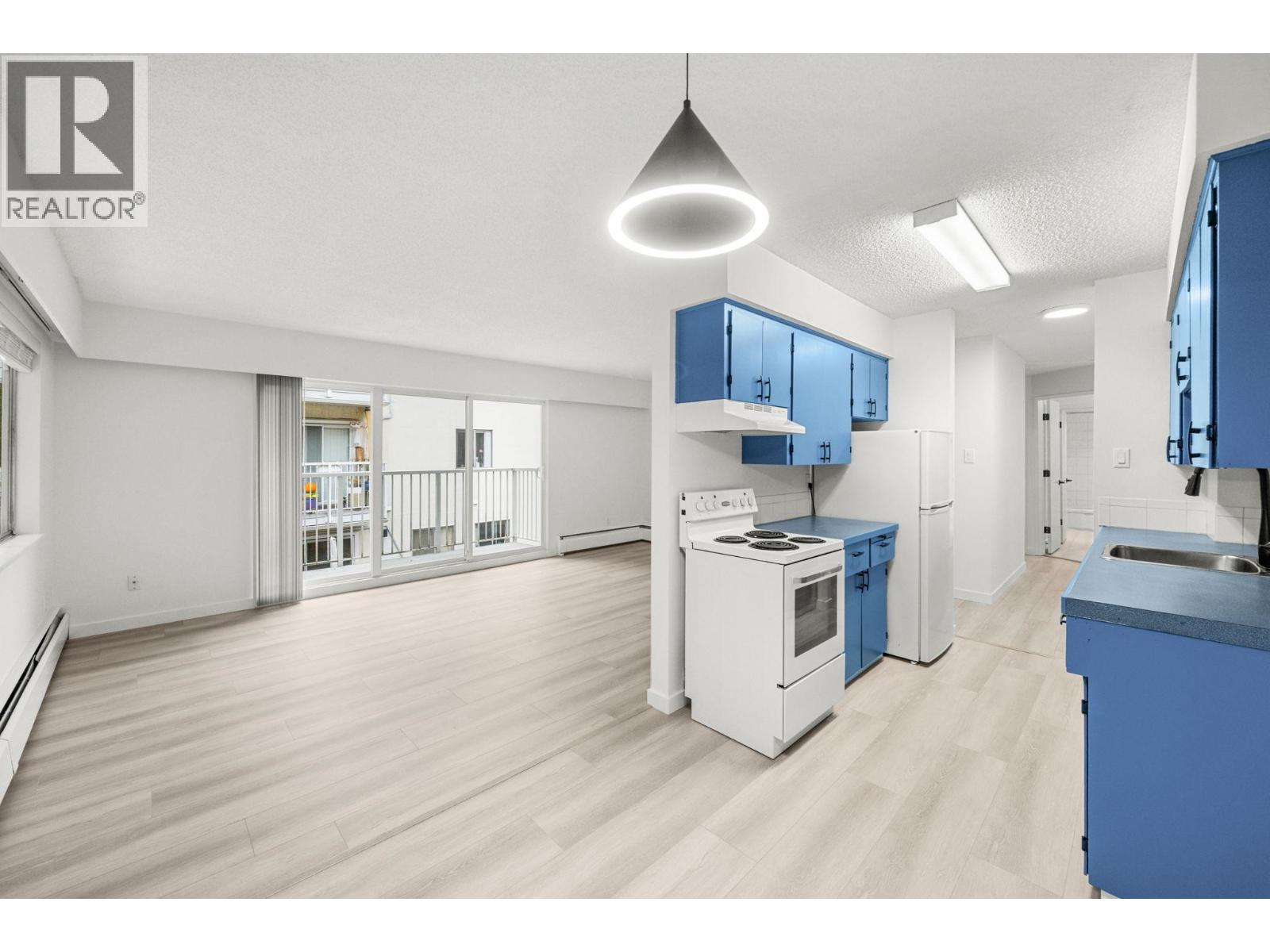 202 815 Fourth Avenue, New Westminster, British Columbia  V3M 1S8 - Photo 8 - R3062272