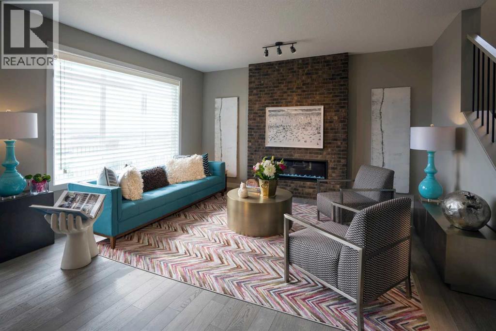 67 Sunrise Heath, Cochrane, Alberta  T4C 3C5 - Photo 4 - A2208161