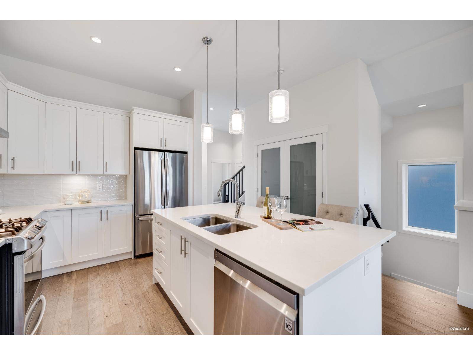 16623 21a Avenue, Surrey, British Columbia  V3Z 9X9 - Photo 8 - R3062343