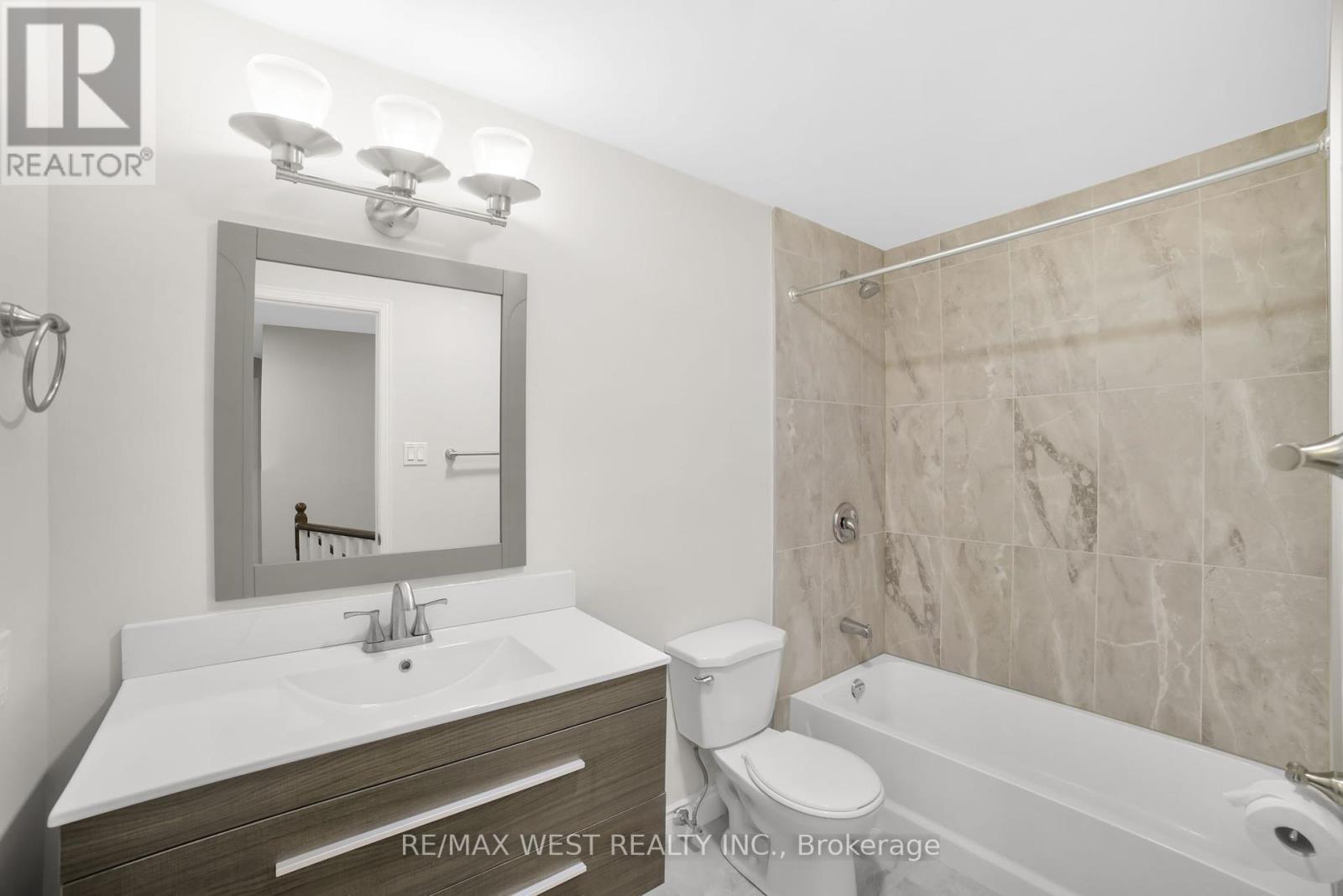 3 - 1513 Upper Middle Road, Burlington, Ontario  L7P 4M5 - Photo 6 - W12320121