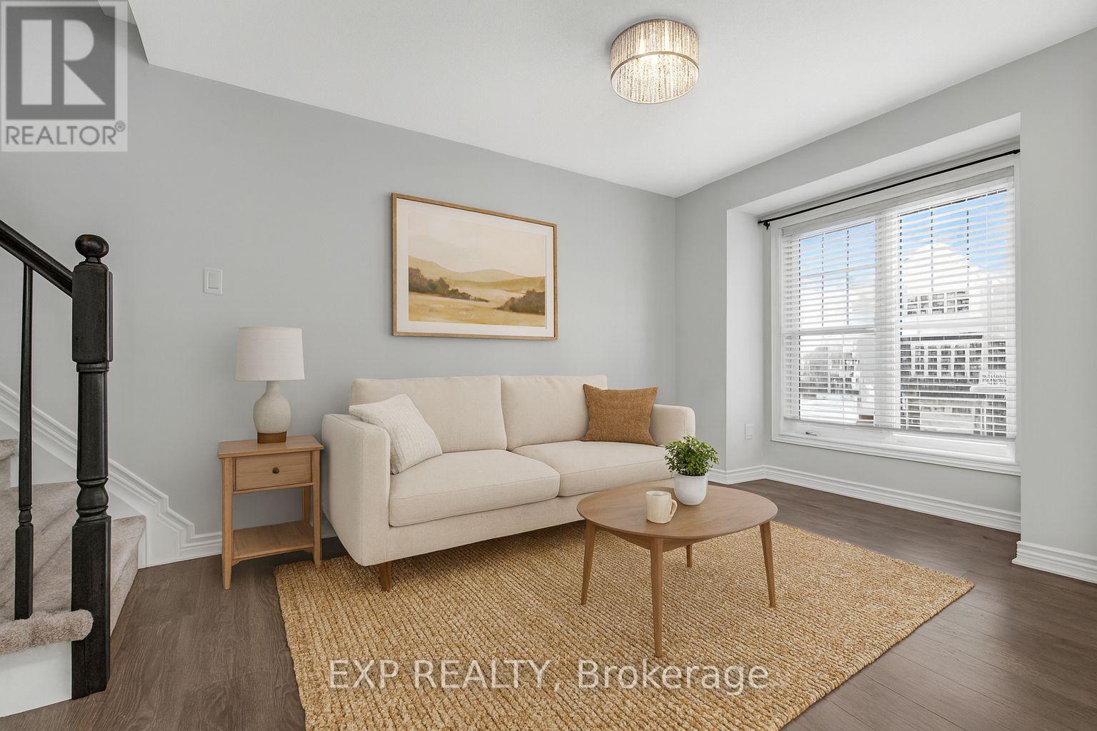 405 Gerardia Lane, Ottawa, Ontario  K4A 3T9 - Photo 2 - X12478986