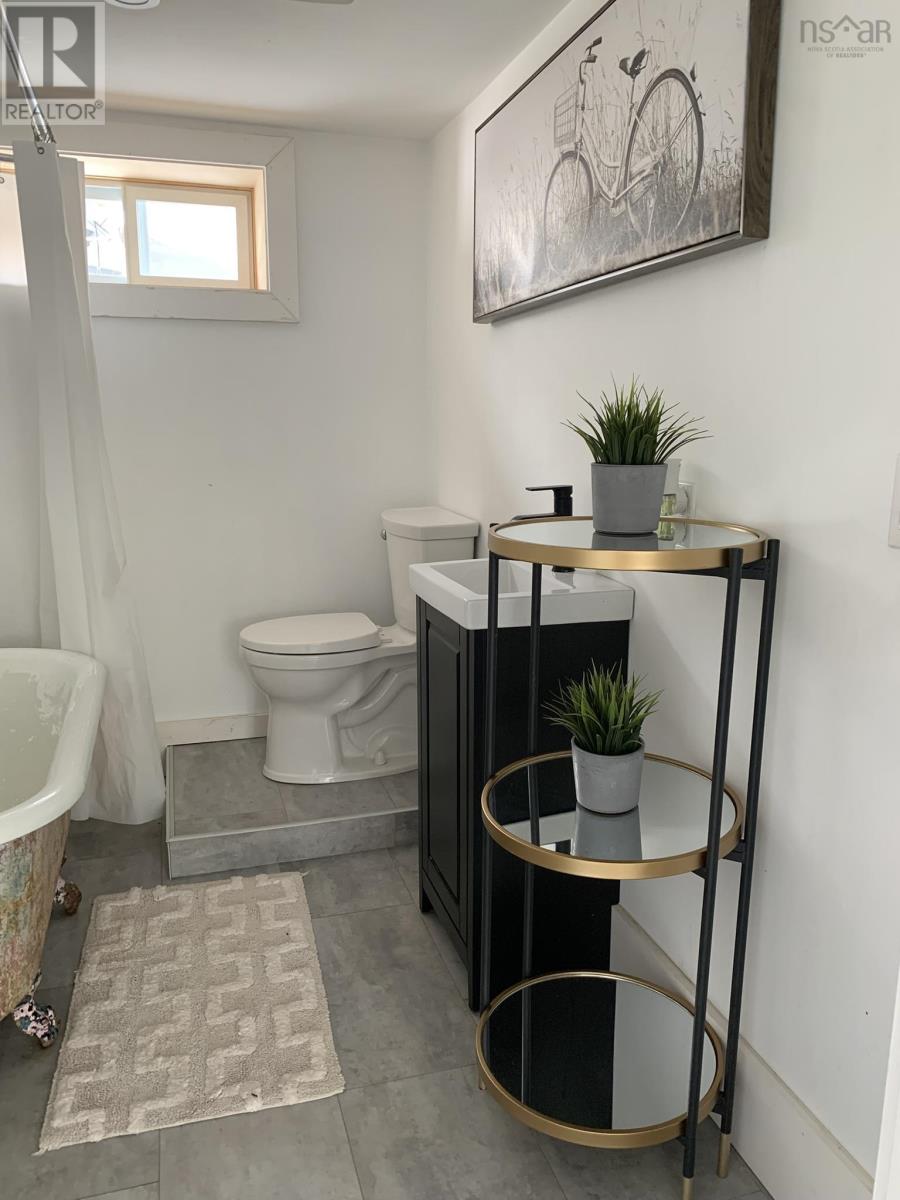 331 New Cumberland Road, Pleasantville, Nova Scotia  B0R 1G0 - Photo 6 - 202524685