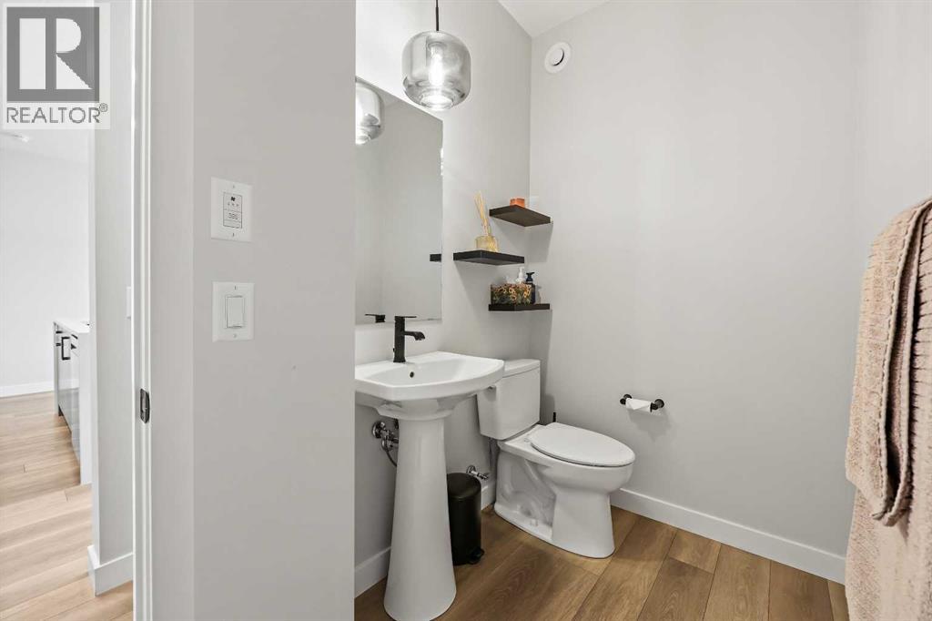 83 Wolf Creek Rise Se, Calgary, Alberta  T2X 4Z2 - Photo 19 - A2247575