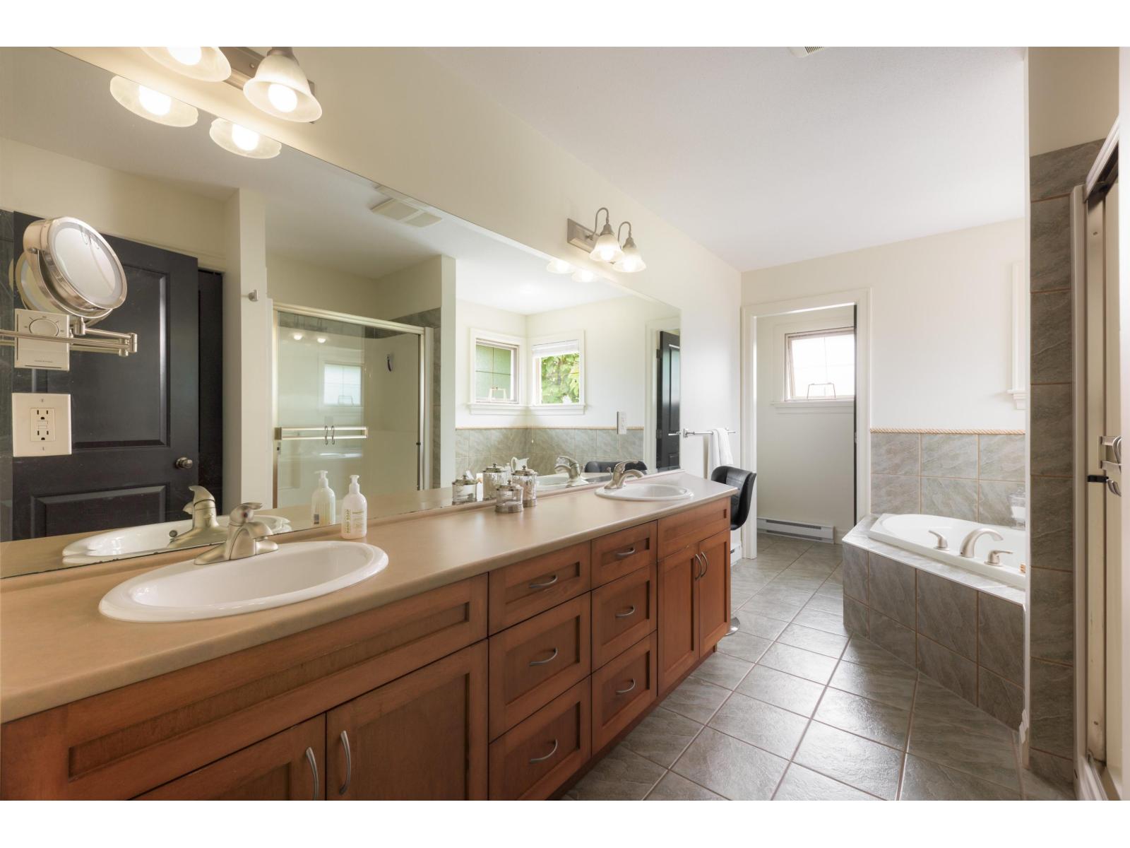 5789 Shawnigan Drive, Garrison Crossing, Chilliwack, British Columbia  V2R 0A8 - Photo 21 - R3042898