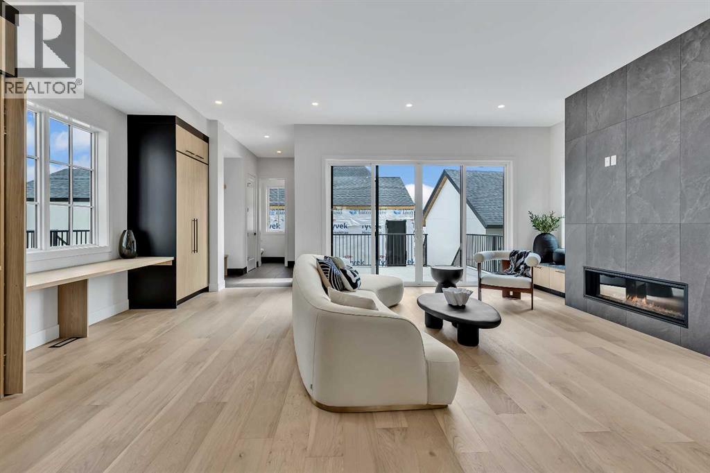 330 Normandy Drive Sw, Calgary, Alberta  T3E 7J6 - Photo 12 - A2266229