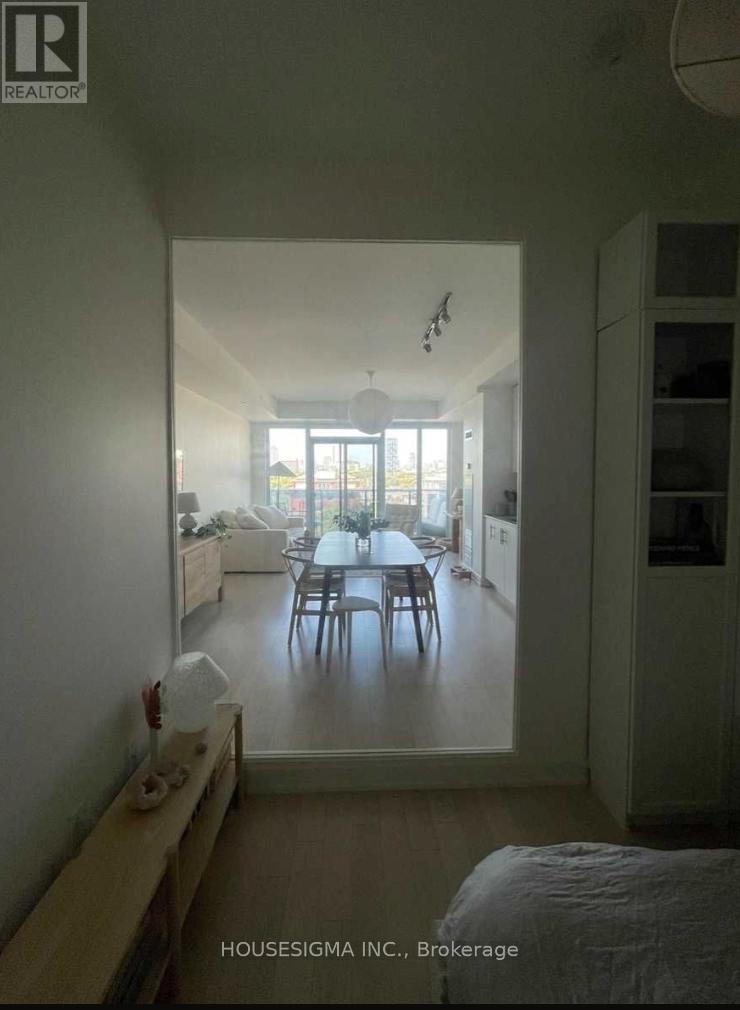 908 - 330 Richmond Street West W, Toronto, Ontario  M5V 1X2 - Photo 4 - C12484754