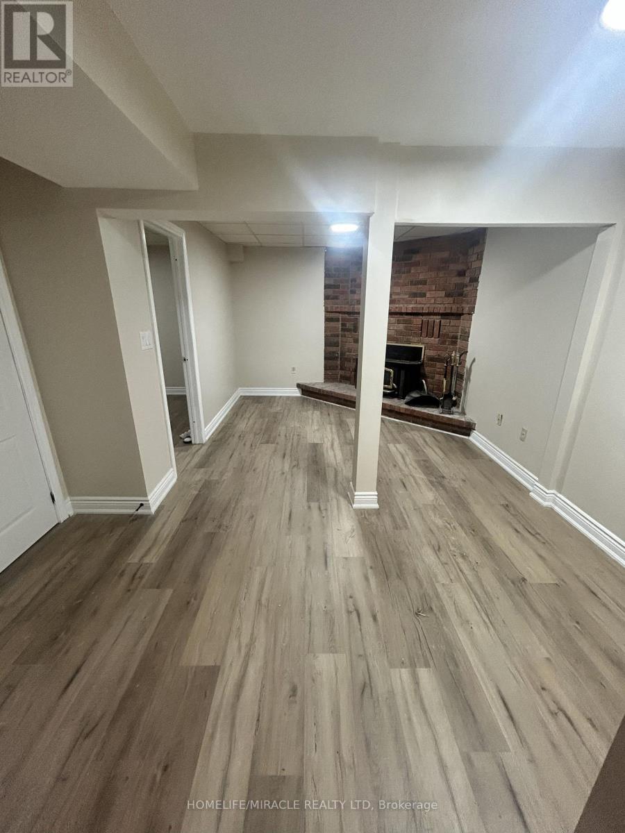 49 Ristau Crescent, Kitchener, Ontario  N2E 3A8 - Photo 26 - X12484721