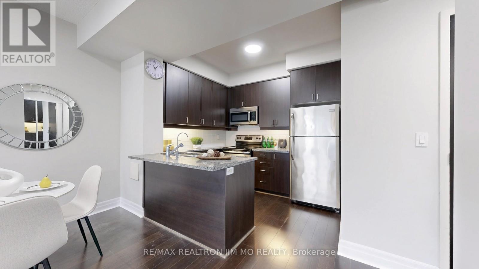 416 - 8110 Birchmount Road, Markham, Ontario  L6G 0E3 - Photo 13 - N12484740