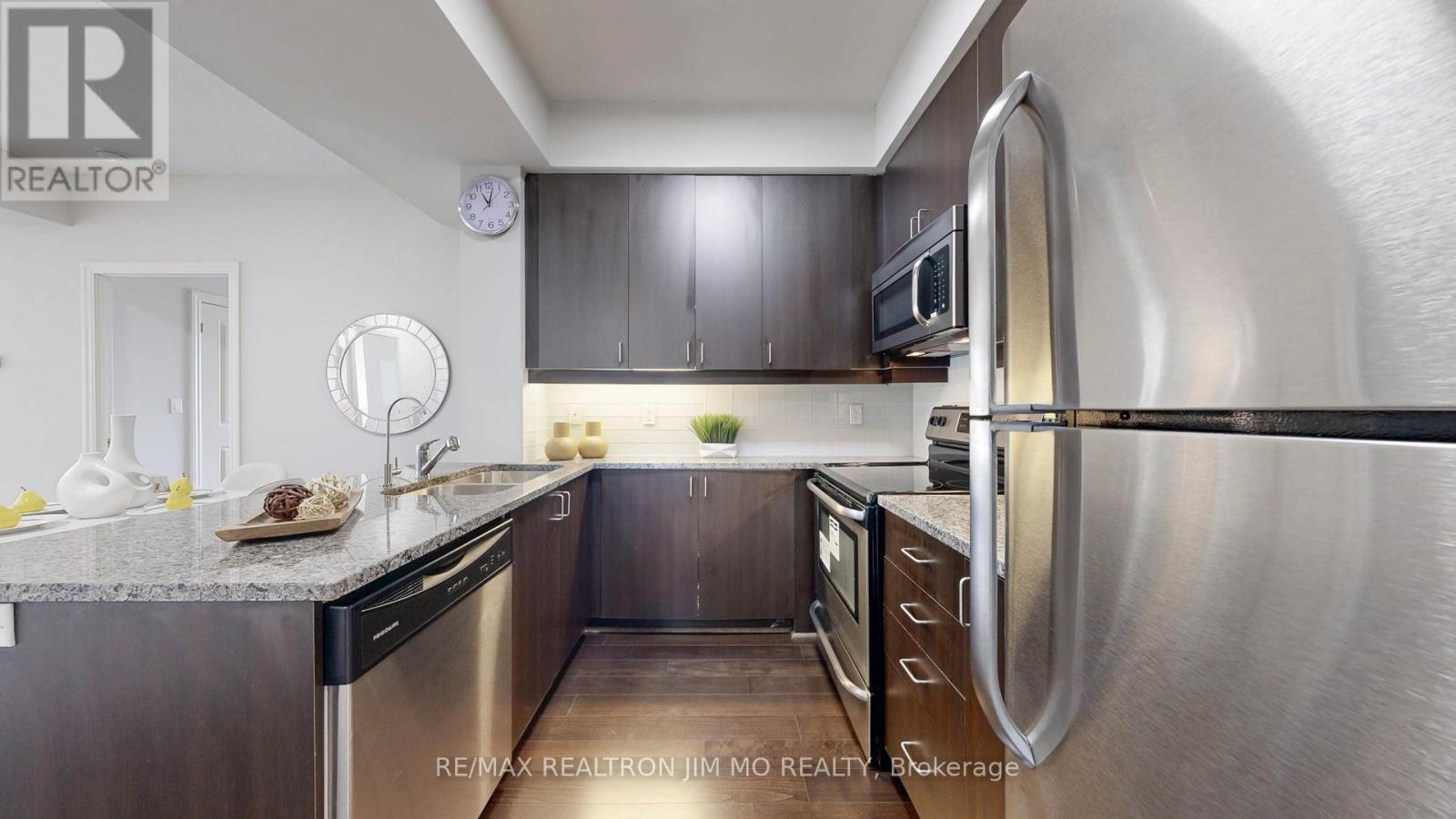 416 - 8110 Birchmount Road, Markham, Ontario  L6G 0E3 - Photo 14 - N12484740