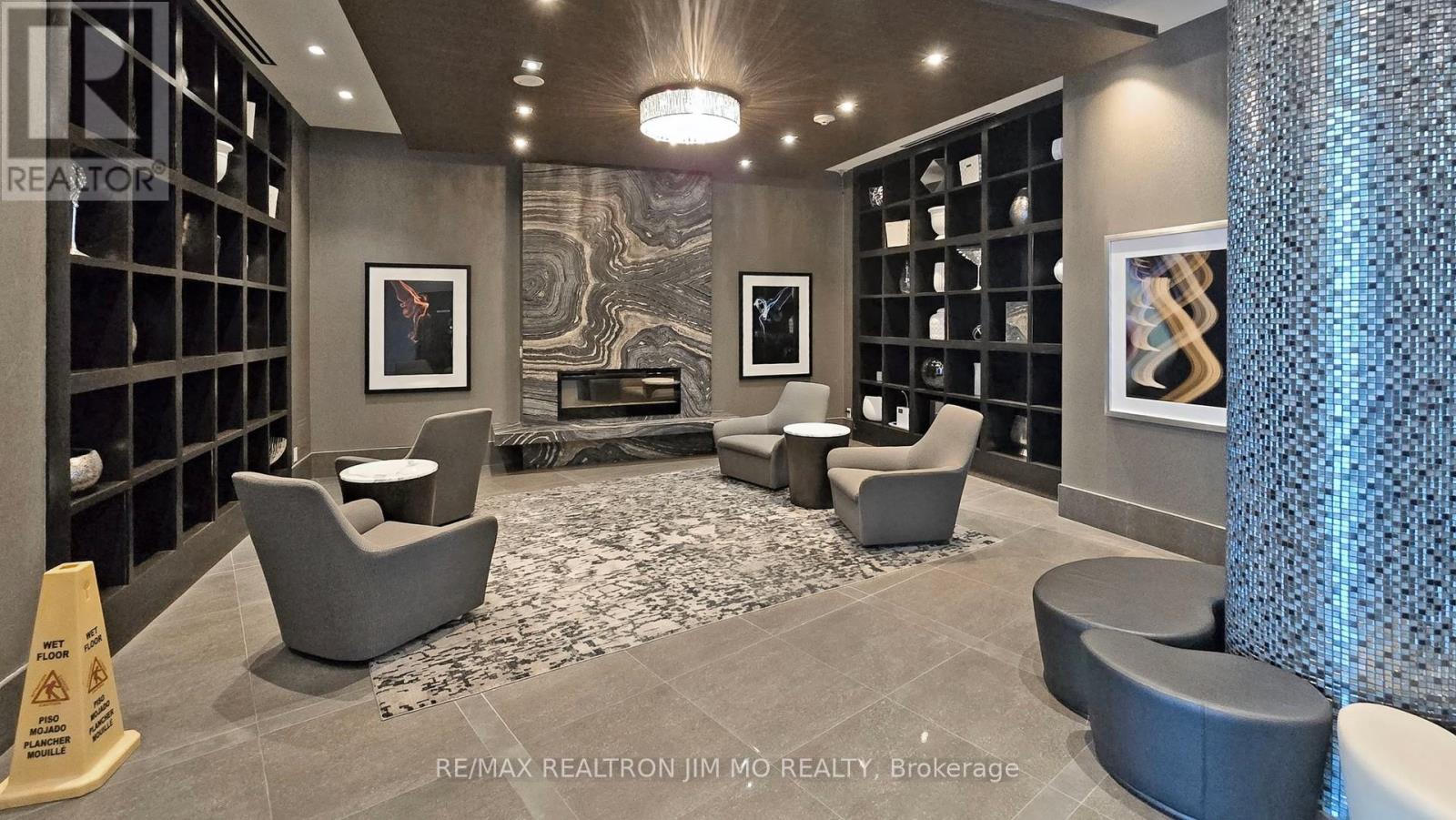 416 - 8110 Birchmount Road, Markham, Ontario  L6G 0E3 - Photo 4 - N12484740