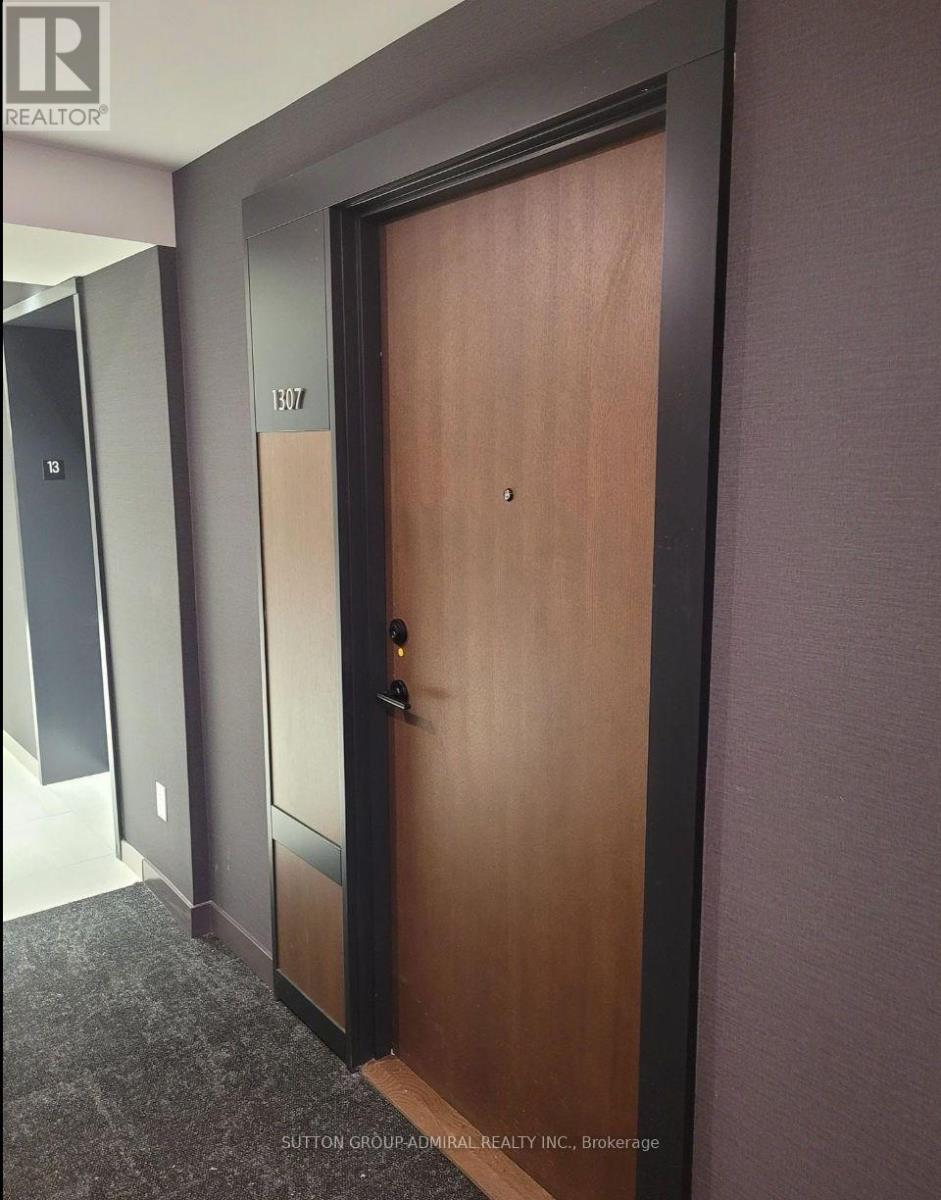 1307 - 4065 Confederation Parkway, Mississauga, Ontario  L5B 0L4 - Photo 3 - W12484734