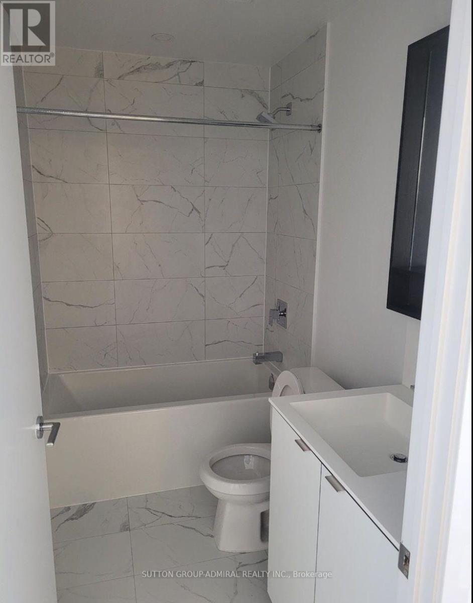 1307 - 4065 Confederation Parkway, Mississauga, Ontario  L5B 0L4 - Photo 4 - W12484734