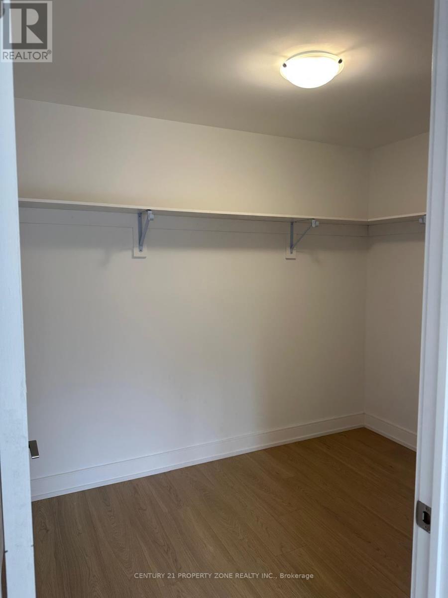 30 Desiree Place, Caledon, Ontario  L7E 2R7 - Photo 10 - W12484738