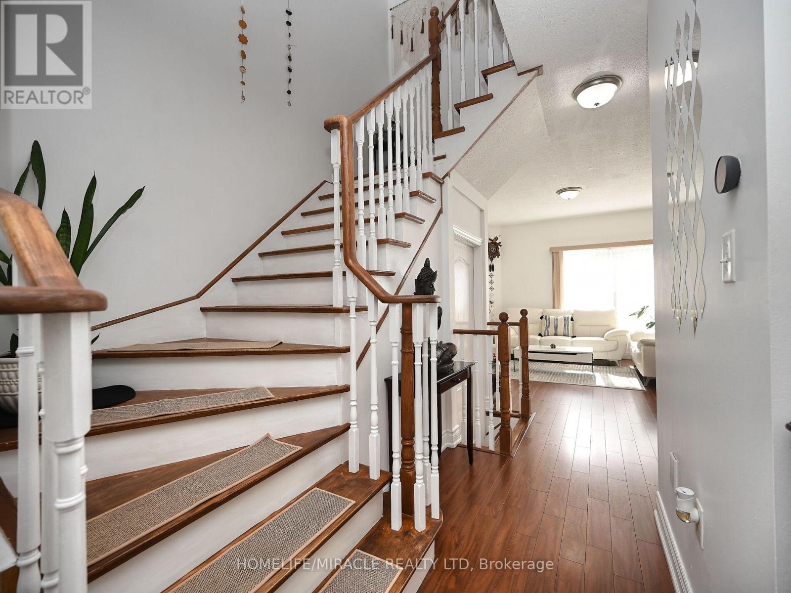 4717 Colombo Crescent, Mississauga, Ontario  L5M 7R3 - Photo 10 - W12484747