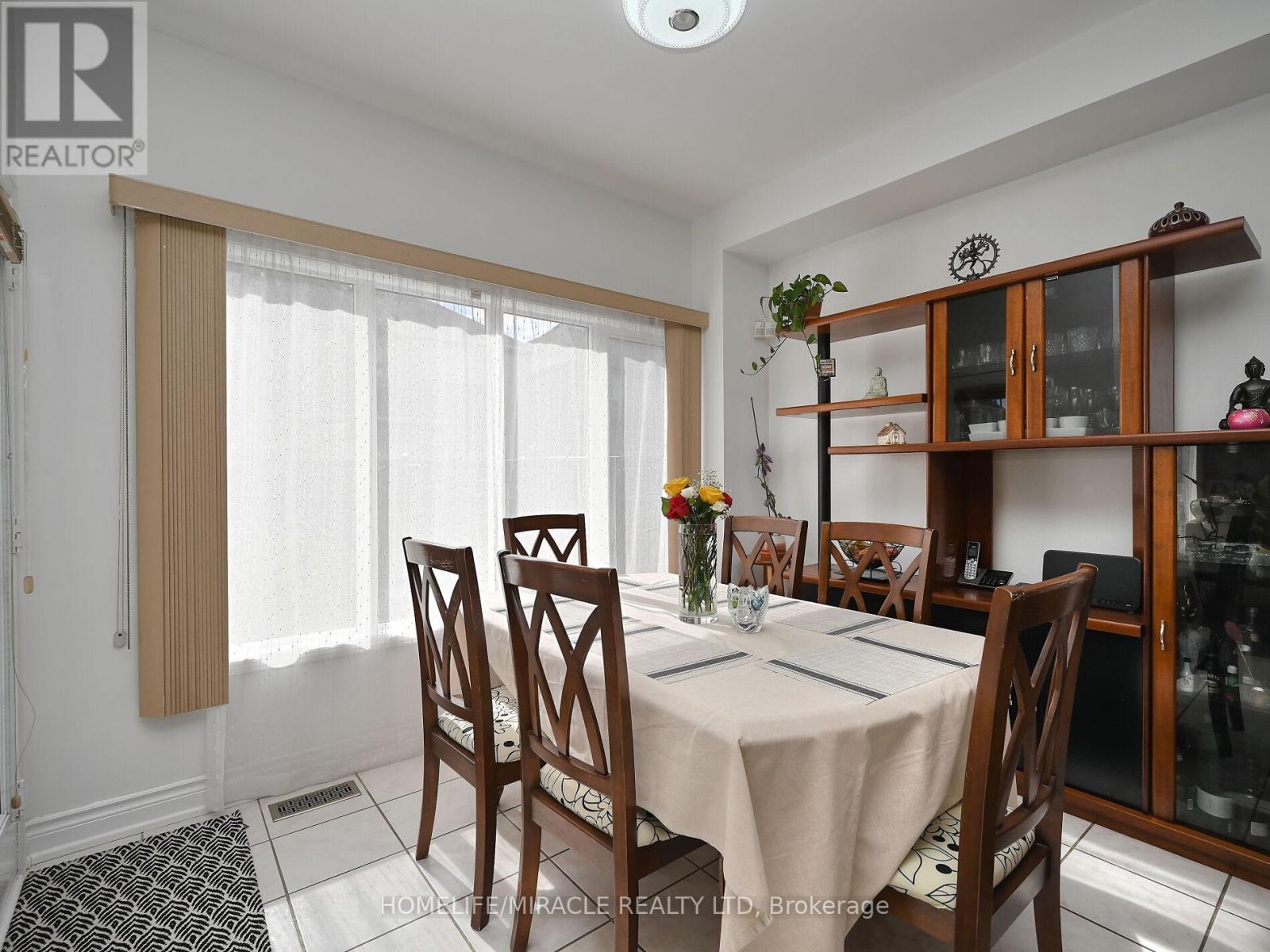 4717 Colombo Crescent, Mississauga, Ontario  L5M 7R3 - Photo 16 - W12484747