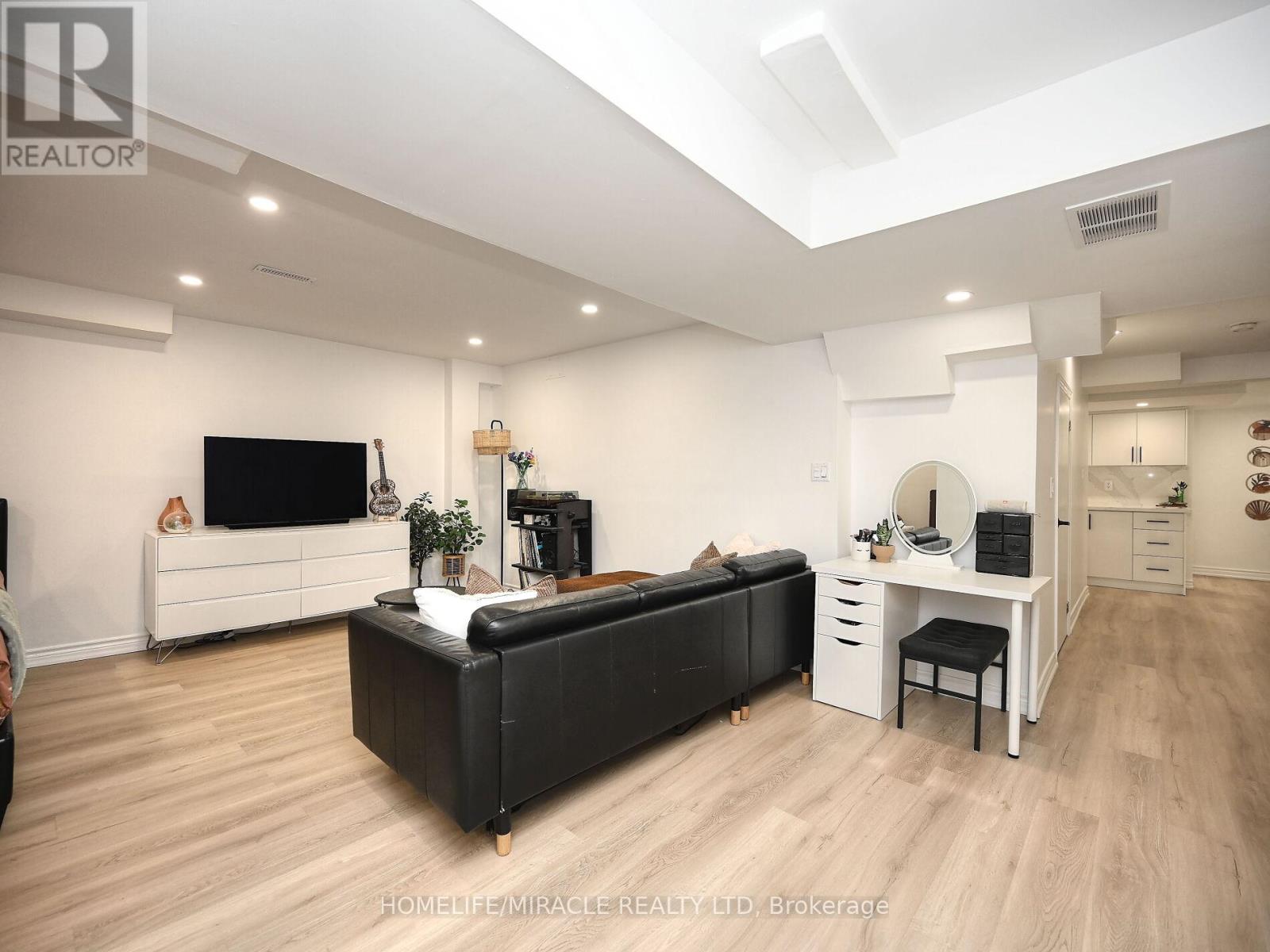 4717 Colombo Crescent, Mississauga, Ontario  L5M 7R3 - Photo 36 - W12484747