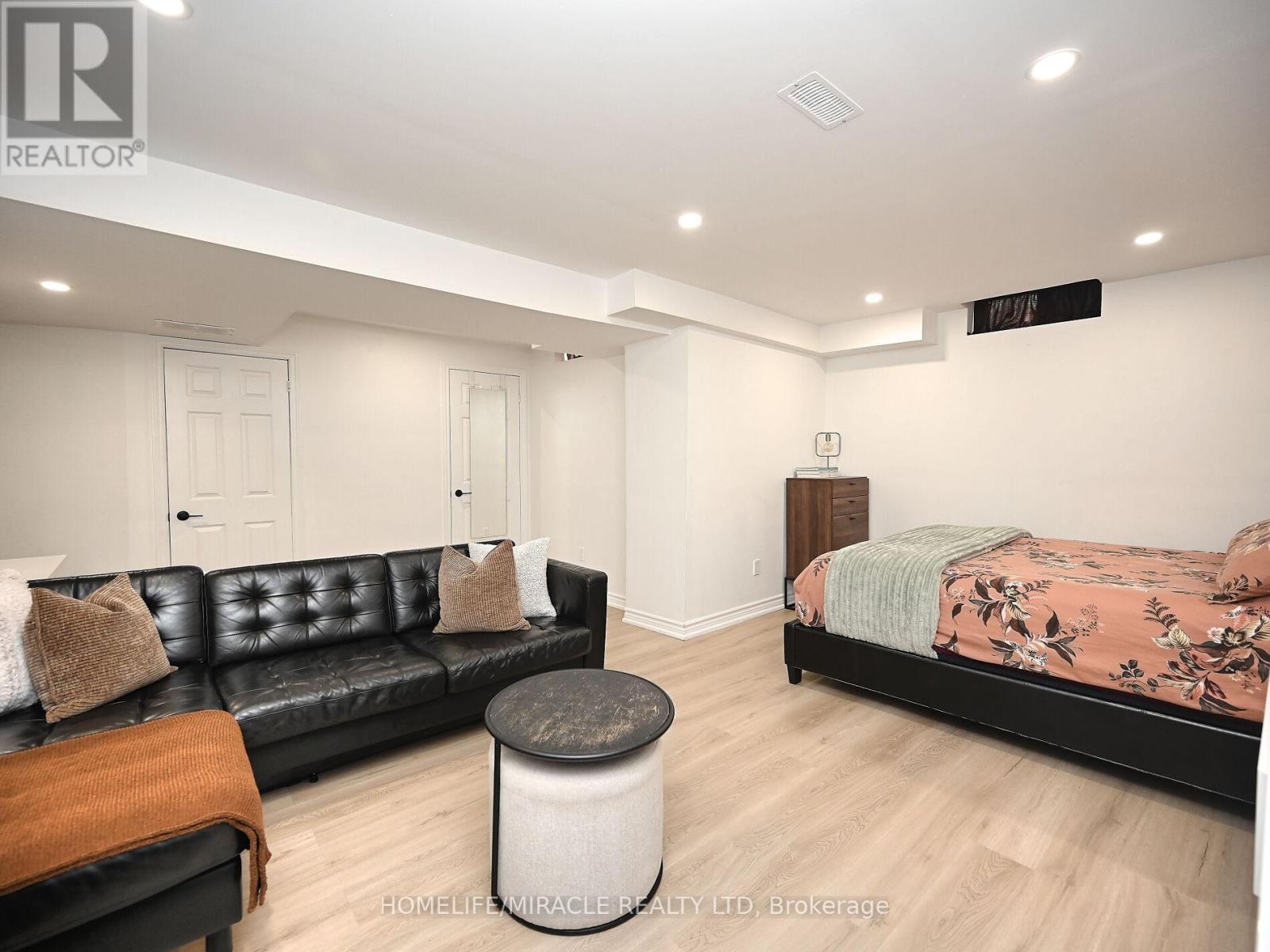 4717 Colombo Crescent, Mississauga, Ontario  L5M 7R3 - Photo 40 - W12484747