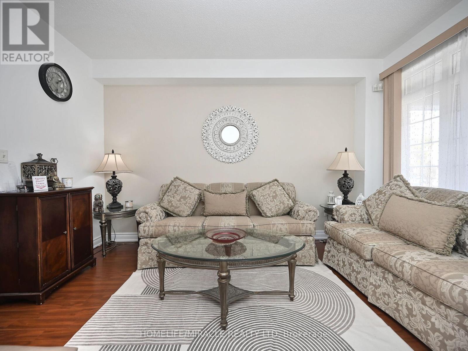 4717 Colombo Crescent, Mississauga, Ontario  L5M 7R3 - Photo 5 - W12484747