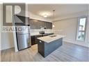 84 - 261 Woodbine Avenue, Kitchener, Ontario  N2R 0S7 - Photo 4 - X12484741