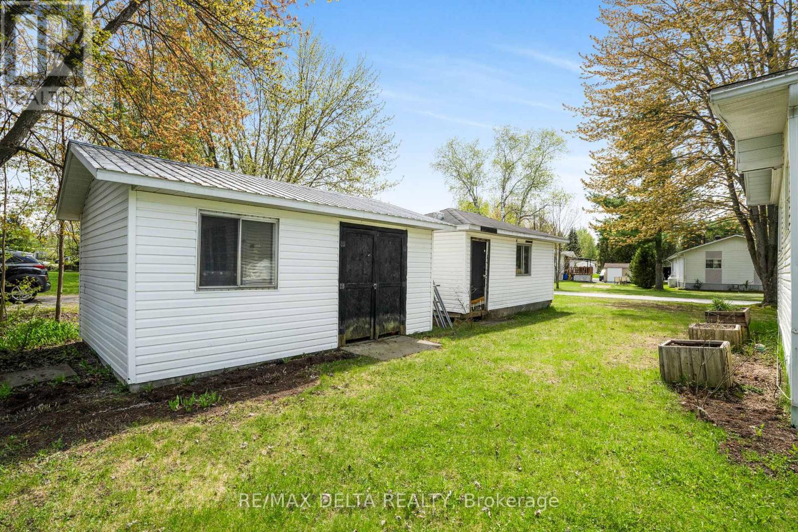 417 - 8250 County Road 17 Road, Clarence-Rockland, Ontario  K4K 1K7 - Photo 3 - X12484777