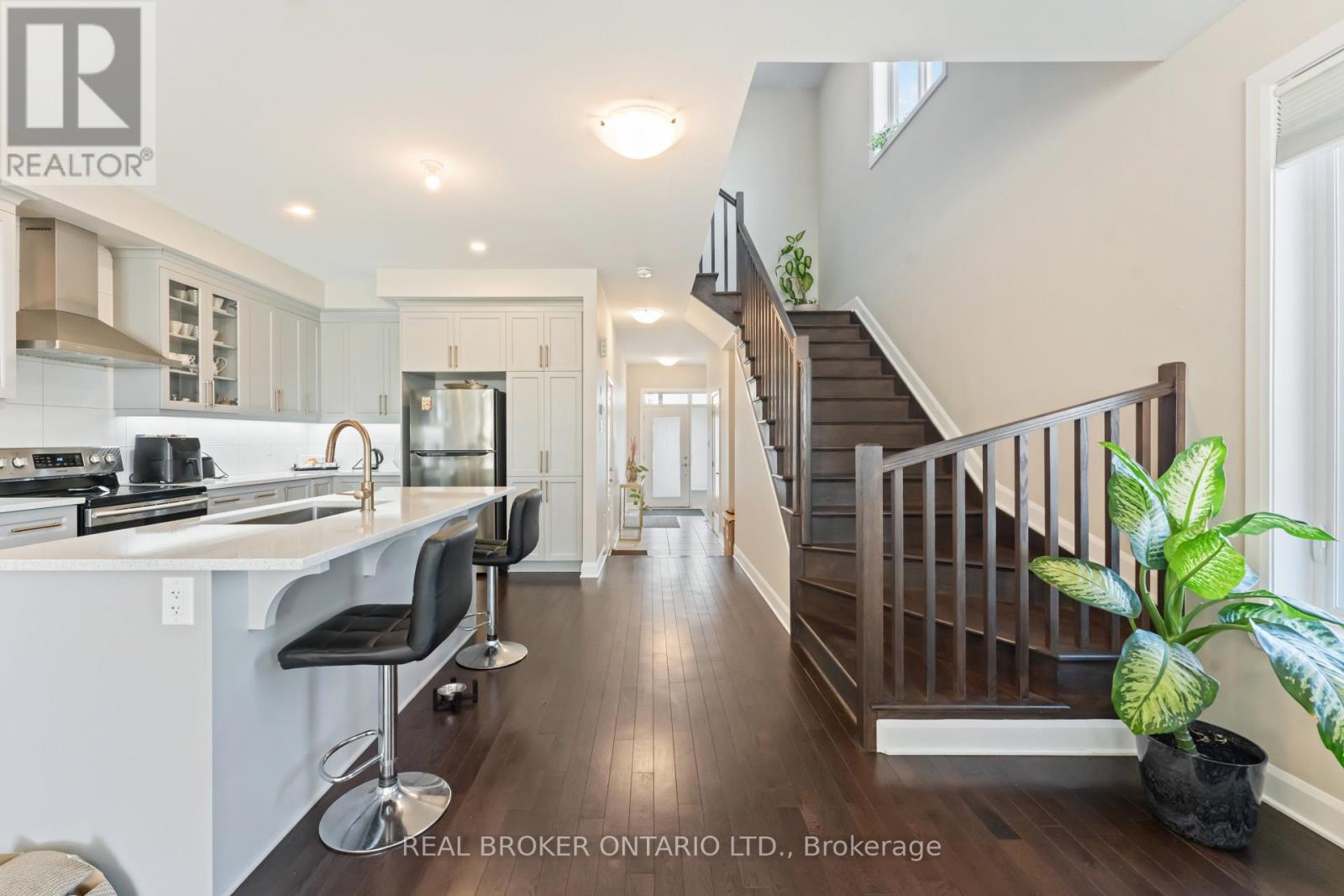675 Taliesin Crescent, Ottawa, Ontario  K2S 2W5 - Photo 16 - X12484780