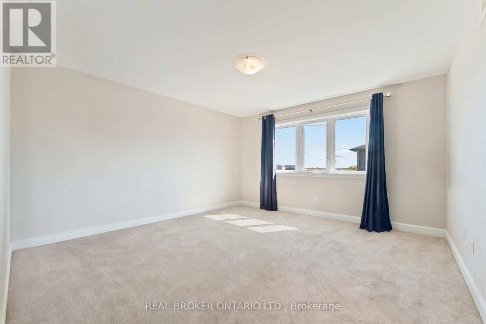675 Taliesin Crescent, Ottawa, Ontario  K2S 2W5 - Photo 23 - X12484780