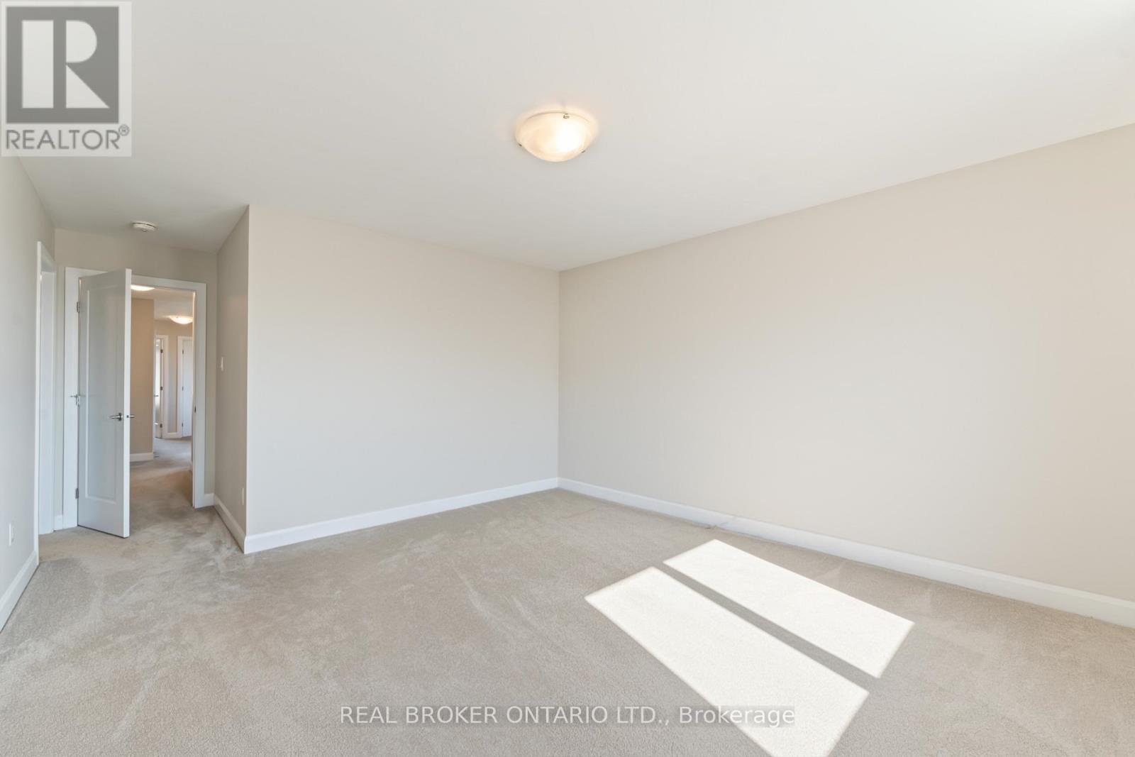 675 Taliesin Crescent, Ottawa, Ontario  K2S 2W5 - Photo 24 - X12484780