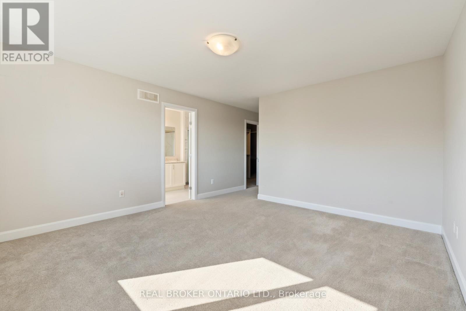 675 Taliesin Crescent, Ottawa, Ontario  K2S 2W5 - Photo 25 - X12484780