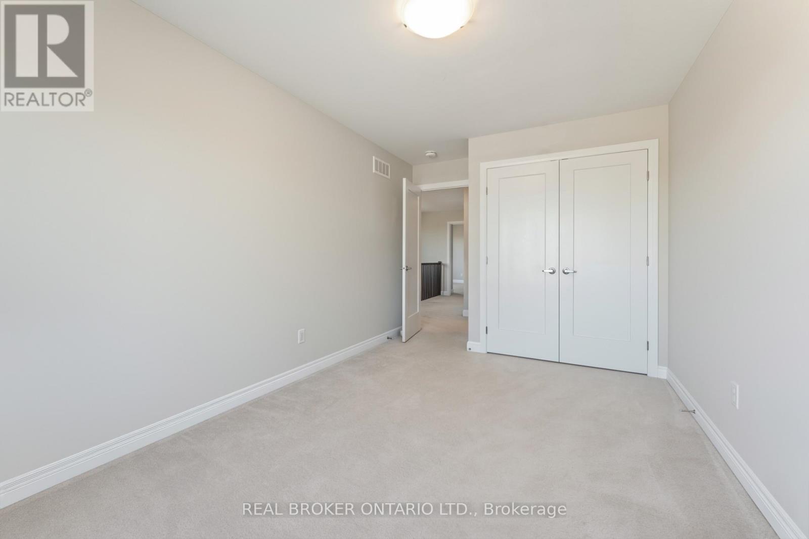 675 Taliesin Crescent, Ottawa, Ontario  K2S 2W5 - Photo 37 - X12484780