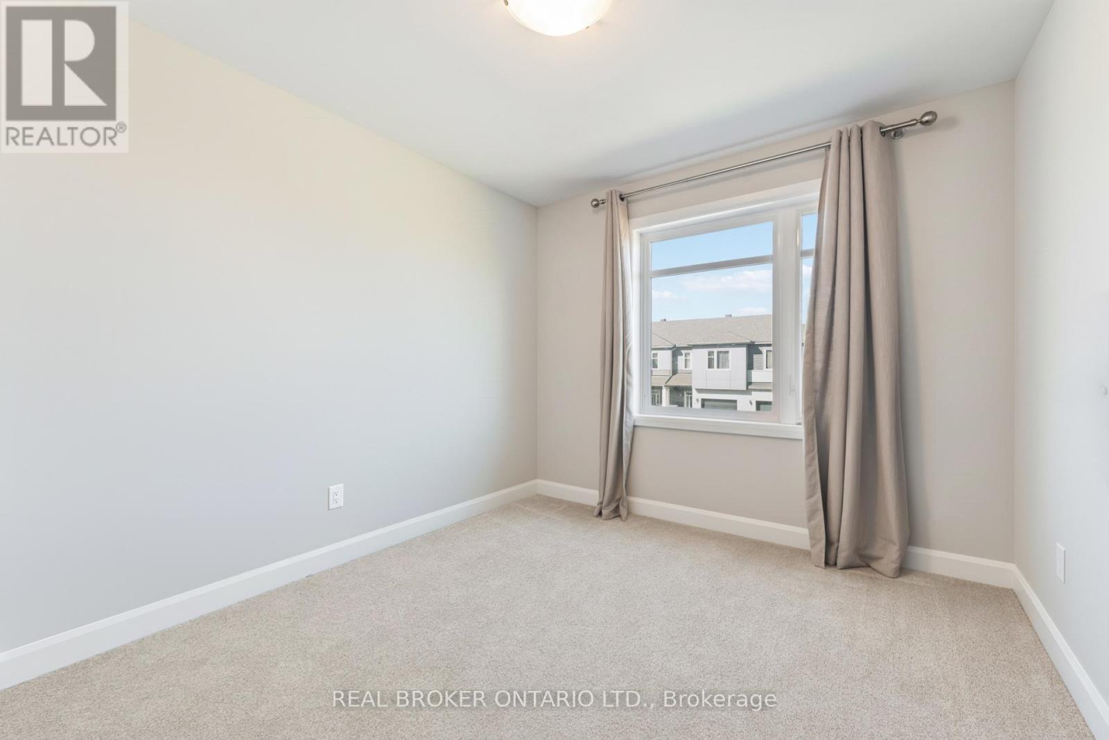 675 Taliesin Crescent, Ottawa, Ontario  K2S 2W5 - Photo 40 - X12484780