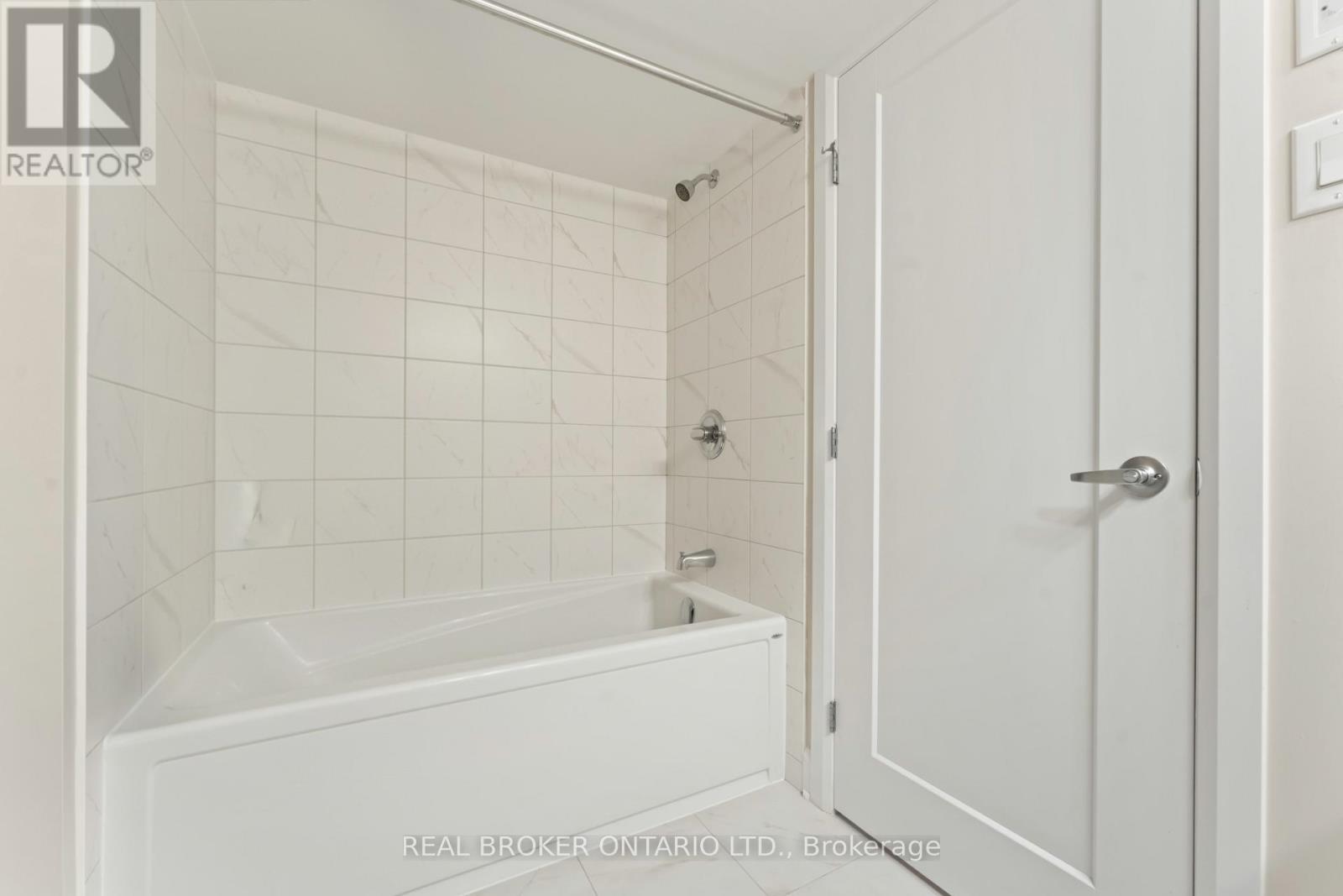 675 Taliesin Crescent, Ottawa, Ontario  K2S 2W5 - Photo 47 - X12484780