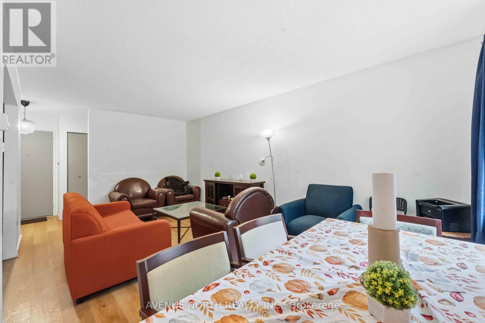 11k - 2080 Ogilvie Road, Ottawa, Ontario  K1J 7N8 - Photo 10 - X12484784