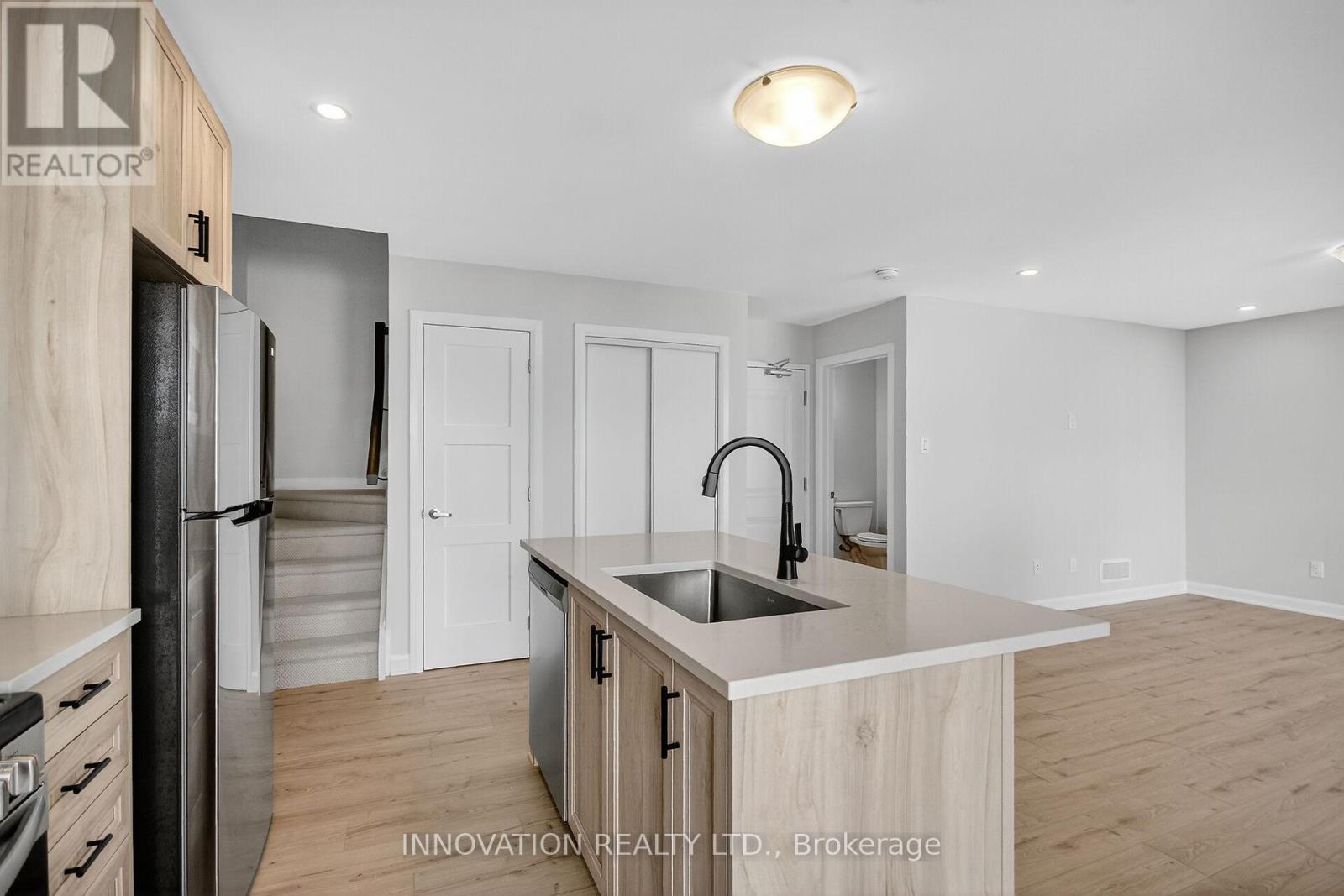 1405 Creekway Private, Ottawa, Ontario  K2T 0R8 - Photo 10 - X12484789