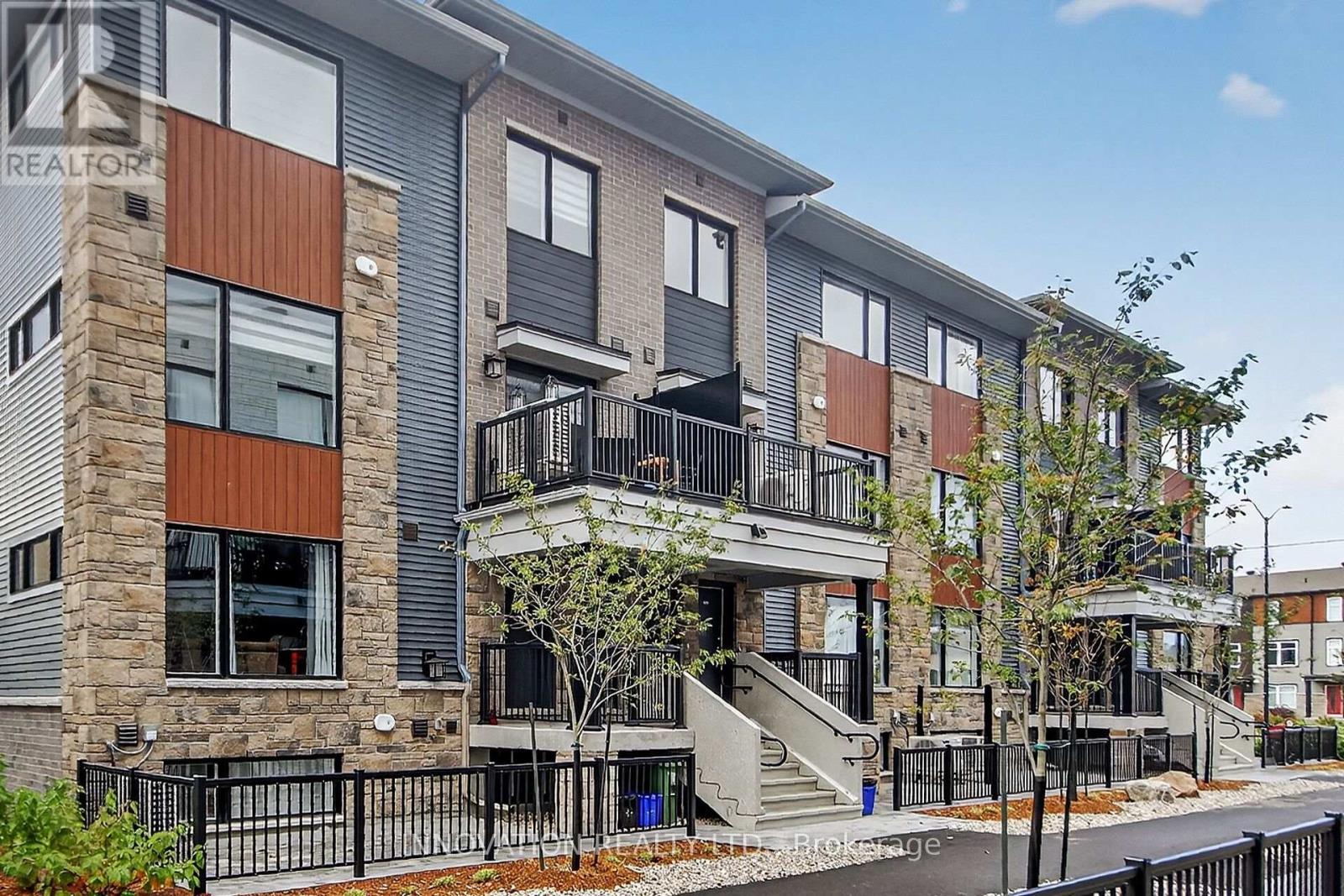 1405 Creekway Private, Ottawa, Ontario  K2T 0R8 - Photo 2 - X12484789