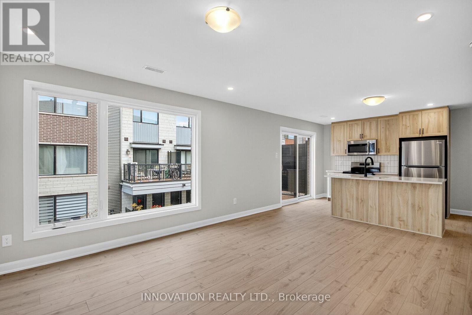 1405 Creekway Private, Ottawa, Ontario  K2T 0R8 - Photo 7 - X12484789