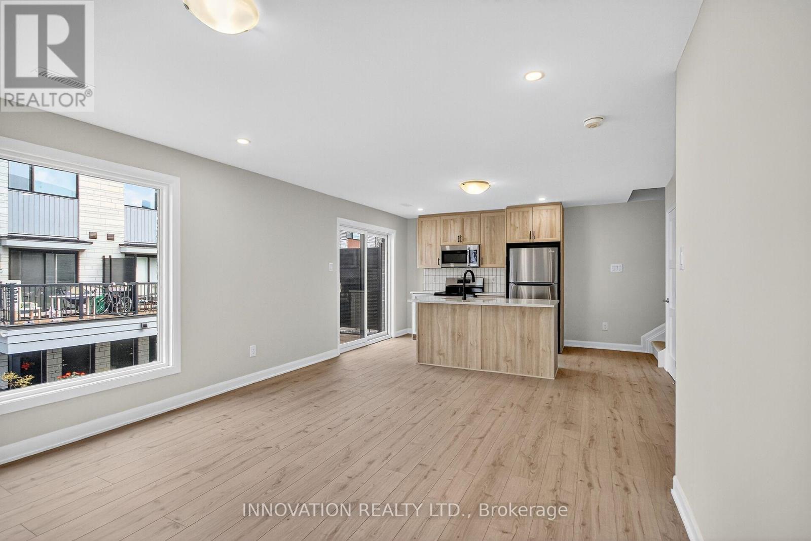 1405 Creekway Private, Ottawa, Ontario  K2T 0R8 - Photo 8 - X12484789