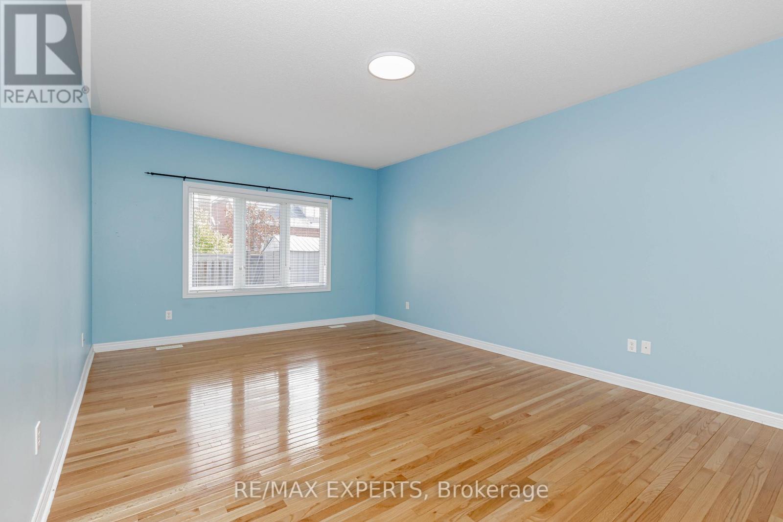 150 Saint Nicholas Crescent, Vaughan (Vellore Village), Ontario  L4H 3E6 - Photo 22 - N12483285