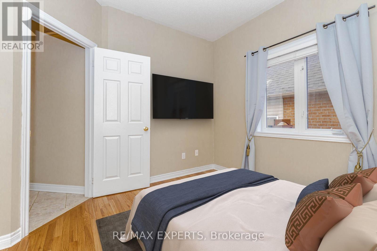 150 Saint Nicholas Crescent, Vaughan (Vellore Village), Ontario  L4H 3E6 - Photo 26 - N12483285