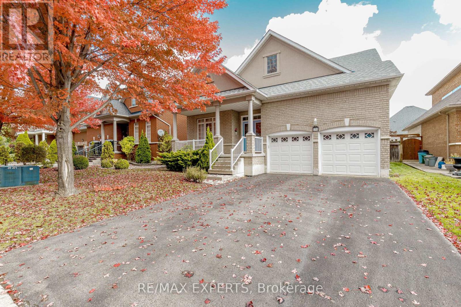 150 Saint Nicholas Crescent, Vaughan (Vellore Village), Ontario  L4H 3E6 - Photo 3 - N12483285