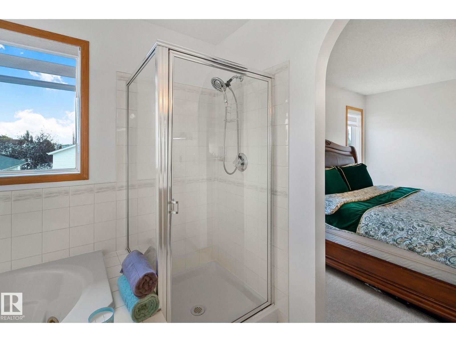 1238 Joyce Cr Nw Nw, Edmonton, Alberta  T6L 6V3 - Photo 29 - E4461624