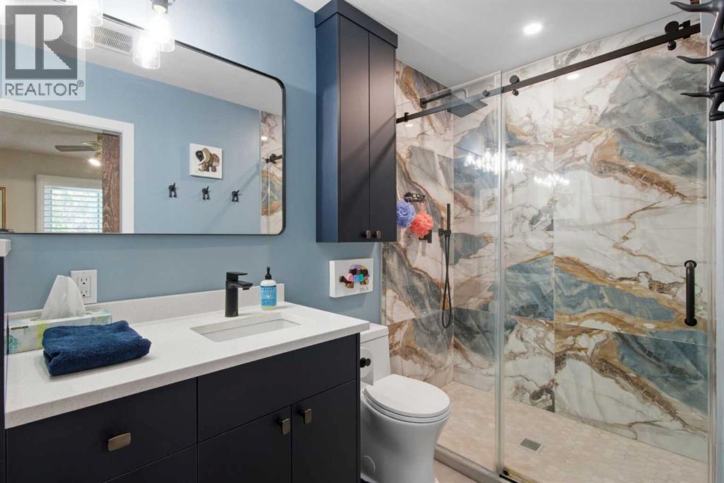 83 Brazeau Crescent Sw, Calgary, Alberta  T2W 0Z2 - Photo 12 - A2259765