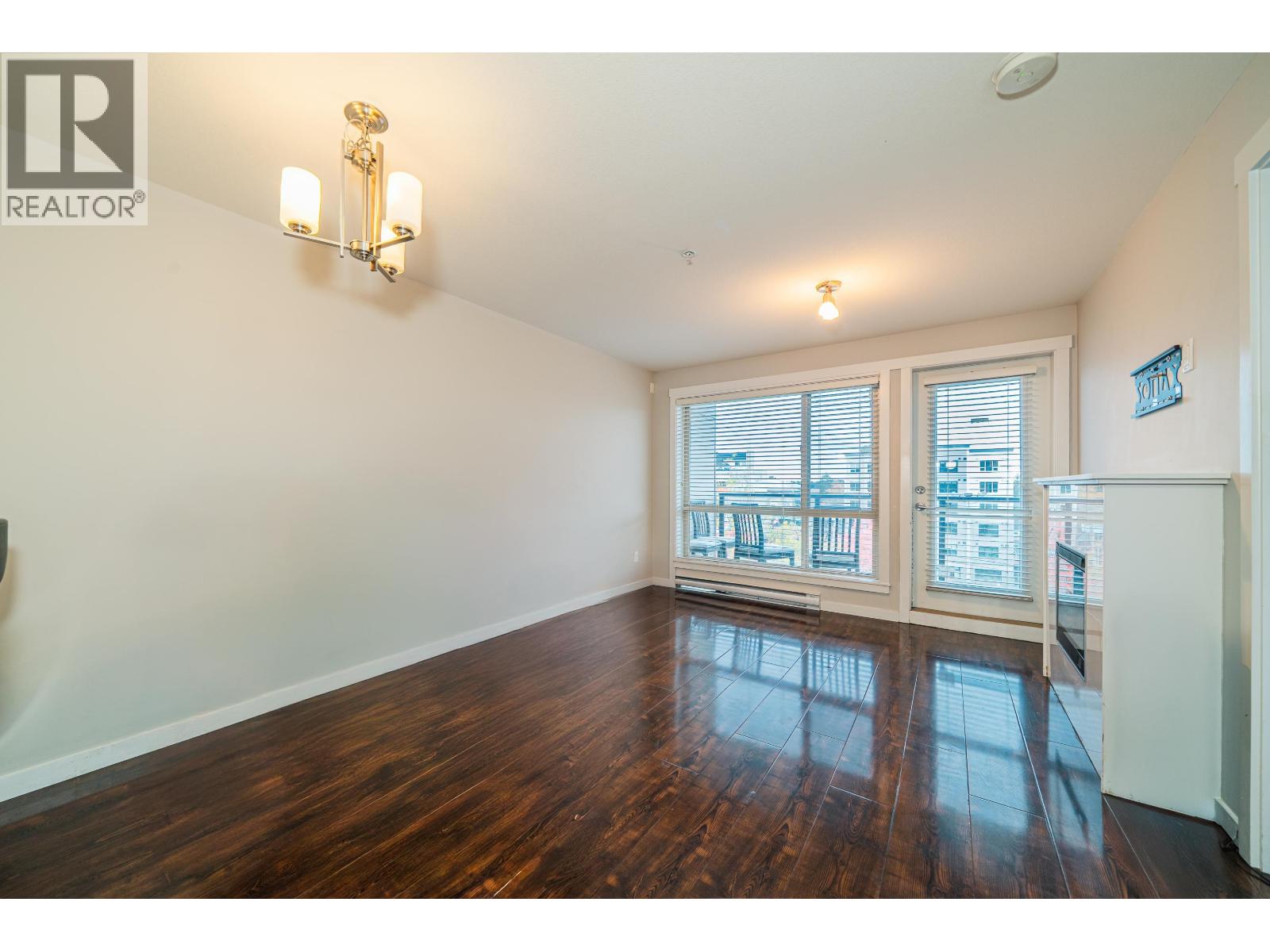303 22318 Lougheed Highway, Maple Ridge, British Columbia  V2X 2T4 - Photo 9 - R3062270