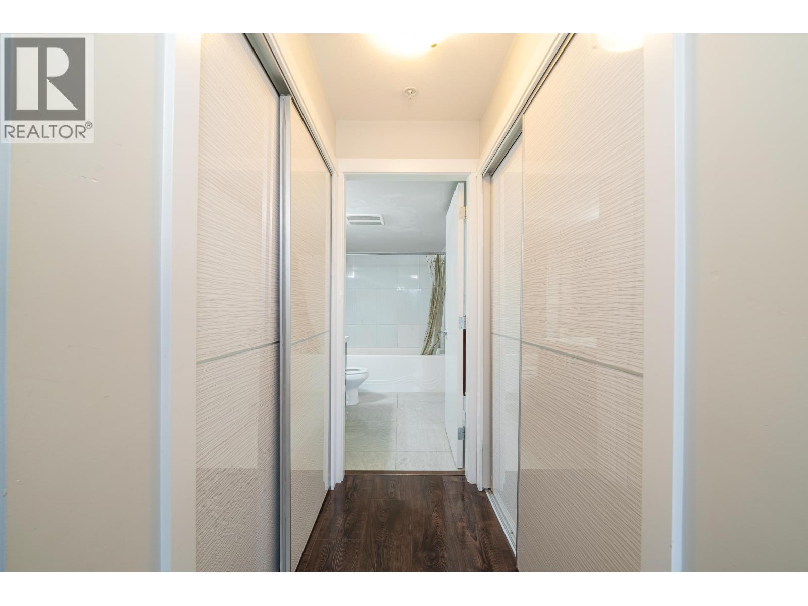 303 22318 Lougheed Highway, Maple Ridge, British Columbia  V2X 2T4 - Photo 15 - R3062270