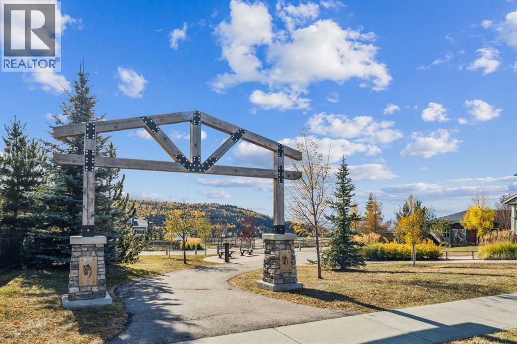 377 Sundown Road, Cochrane, Alberta  T4C 2A6 - Photo 32 - A2263669