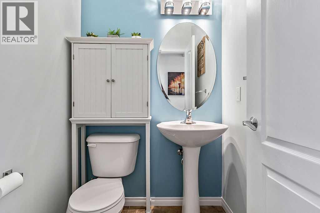 111 Drake Landing Loop, Okotoks, Alberta  T1S 0H4 - Photo 14 - A2264240